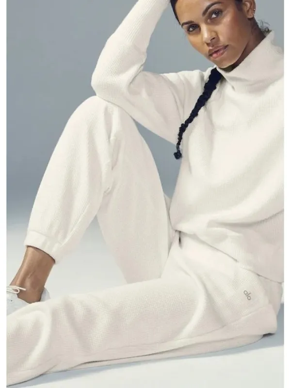 Alo Weekend Escape Joggers Ivory Waffle Thermal High-Rise Waist Cream Sweatpants - Image 5