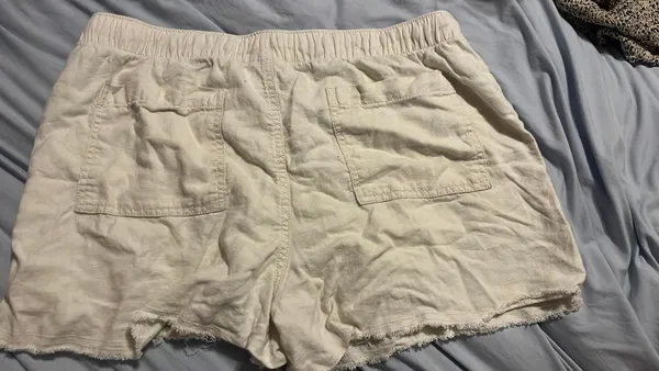 Ana A New Approach cream shorts - Image 3