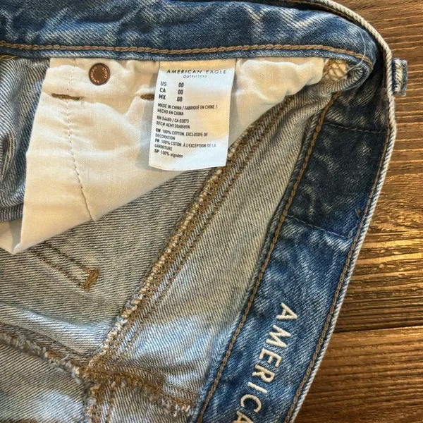 American Eagle high rise denim shorts - Image 4