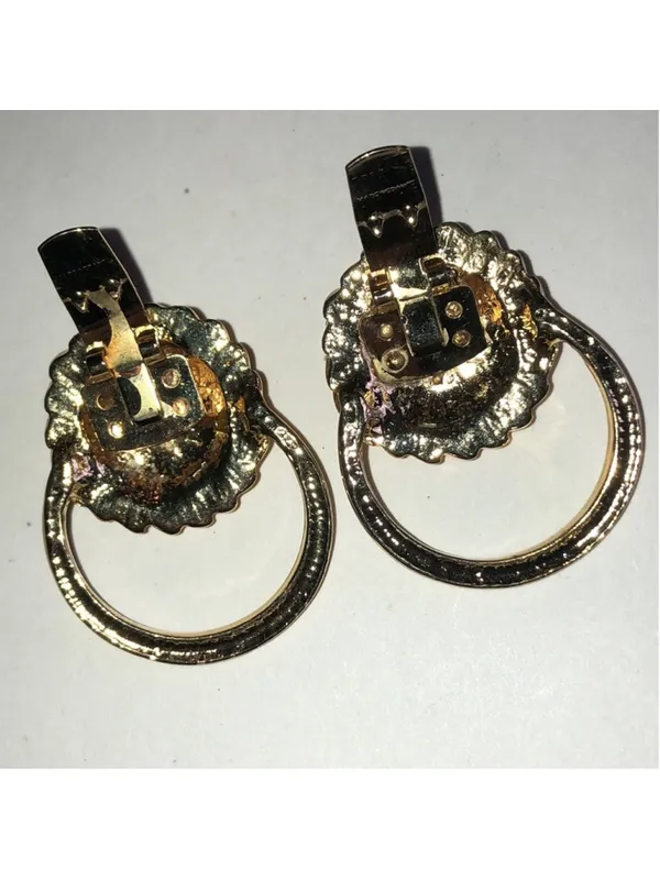 Gold Tone Vintage Lion Head Shoe Clips - Image 5