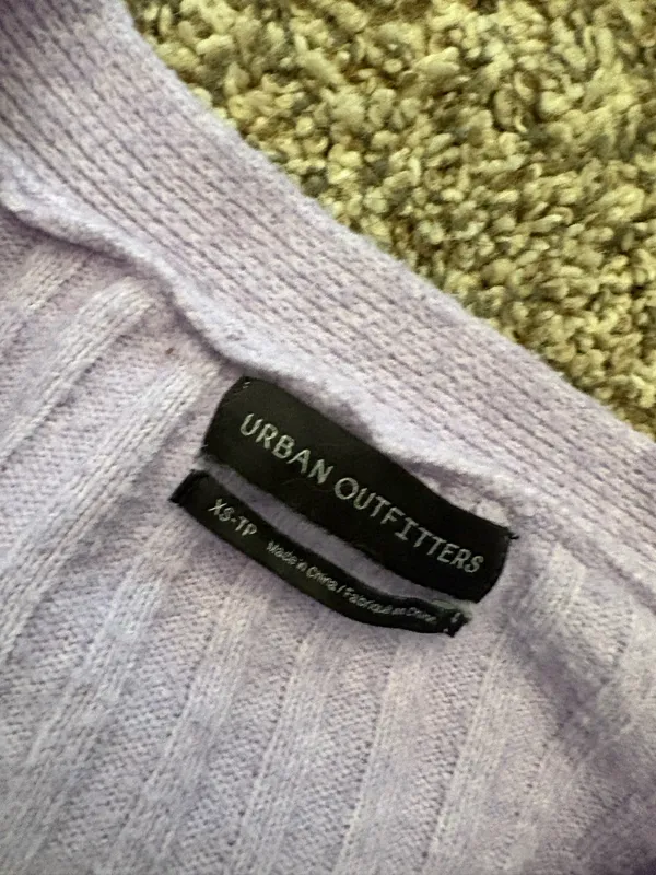 Urban Outfitters Purple cropped Cardigan - Image 2