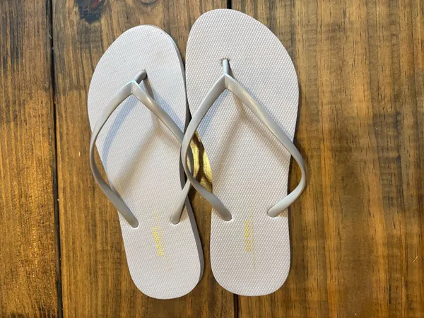 Old Navy Light Gray Flip Flops  - Image 2