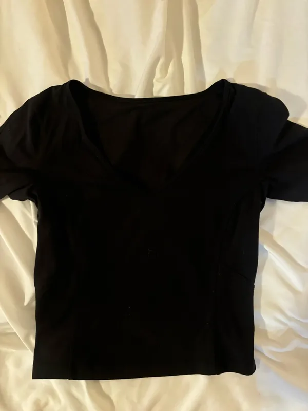 Lululemon Women’s Top Black - Image 5
