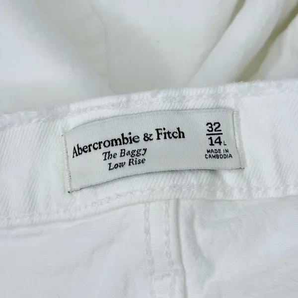 Abercrombie & Fitch White Baggy Low Rise Jeans - Image 4