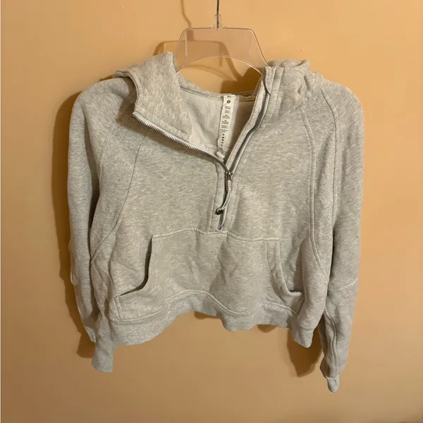 Lululemon Scuba Oversized 1/2 Zip Hoodie in Heathered Core Ultra Light Gray - Image 4