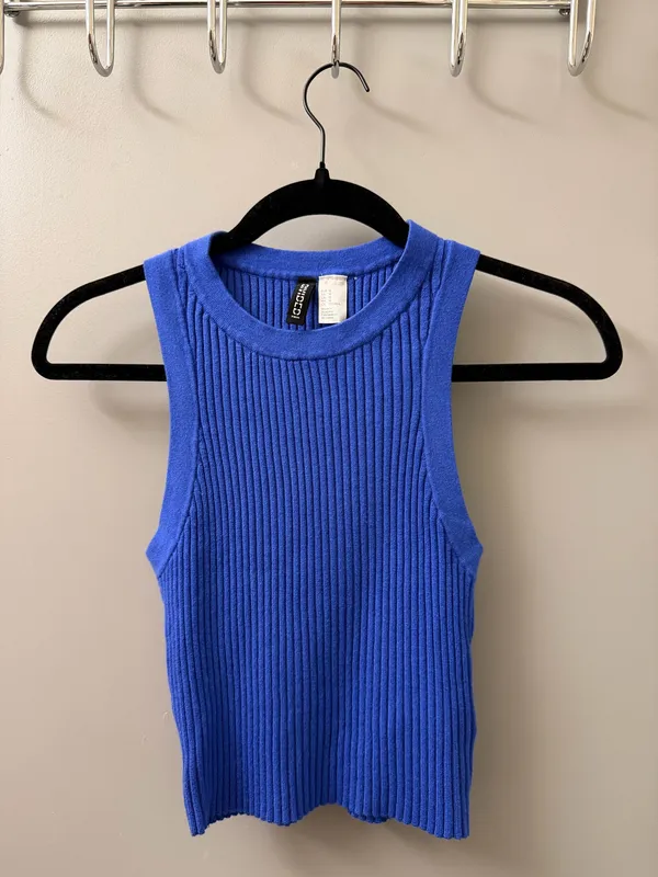 H&M Divided Crop Tank Top - Image 4