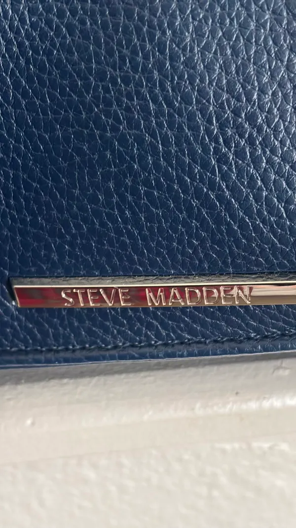 Steve Madden Crossbody Purse leather  - Image 3