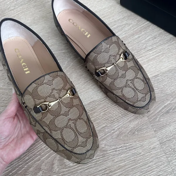 Coach Haley Signature Jacquard Loafers Khaki/Mahogany Size 7,5 - Image 3