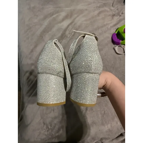 IDIFU Women's IN3 Amy Block Heel Dress Sandals Open‎ Toe Size 9 Silver Glitter - Image 7
