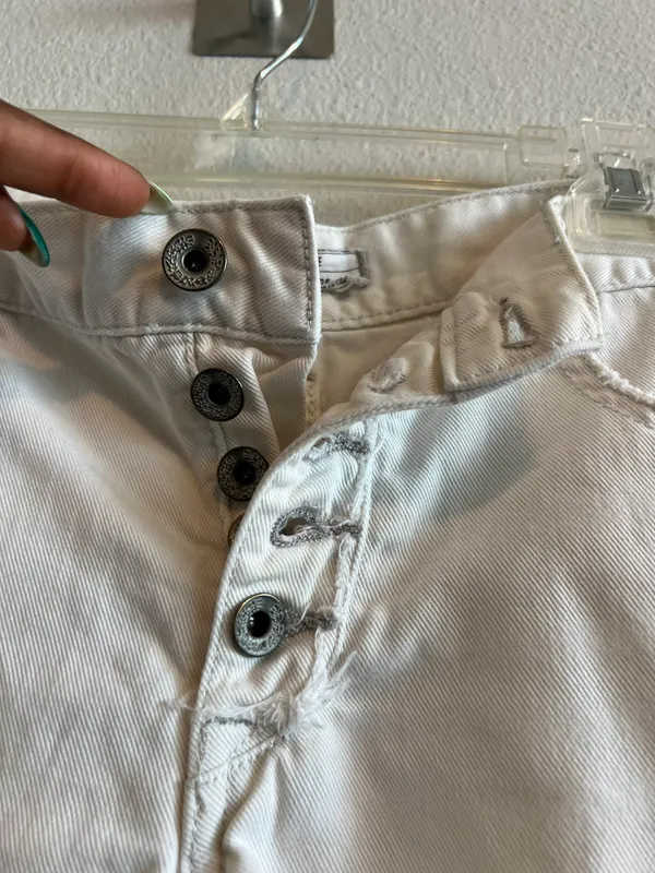 Free People white denim jeans short shorts - Image 4