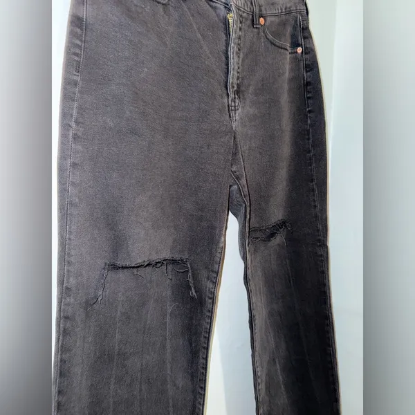 Women’s Straight Leg Black Jeans - Image 2