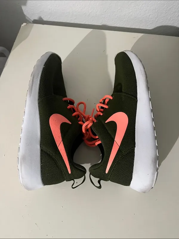 Nike Women’s Roshe Running Shoes Sneakers 6.5 Legion Green Lava Glow - Image 7