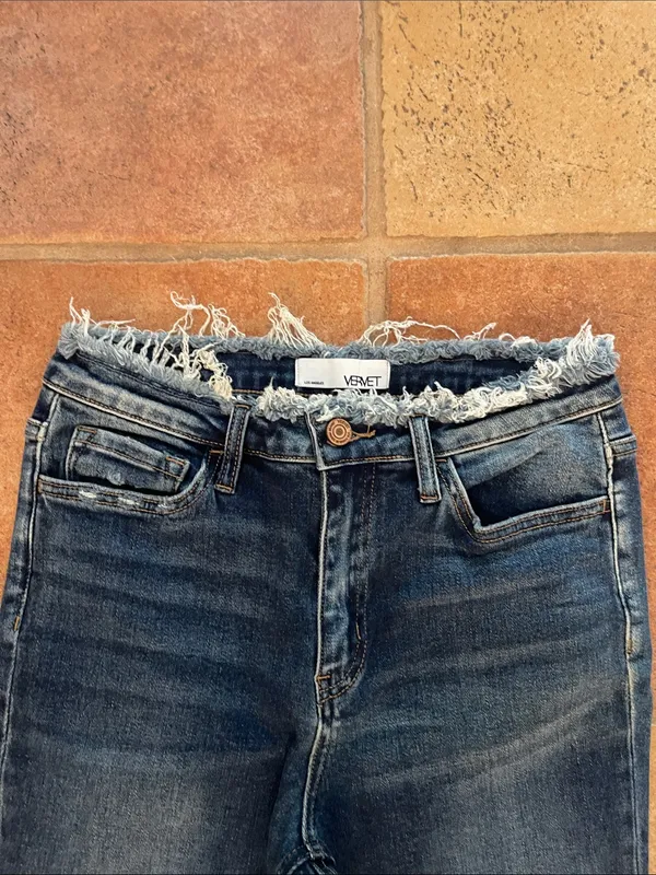 Vervet Frayed Hem Dark Blue Women's slit leg Flare Jeans size 28 - Image 4