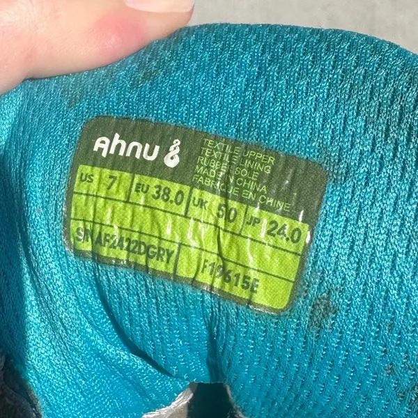 Ahnu Sugarpine Waterproof Hiking Boots Grey Teal Womens 7 Outdoor Gorpcore - Image 4