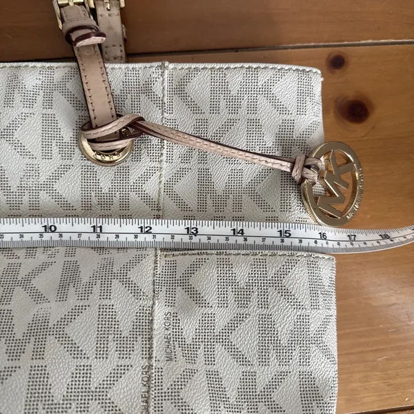 Michael Kors - Jet Set Signature - Vanilla Tote Bag - Image 13
