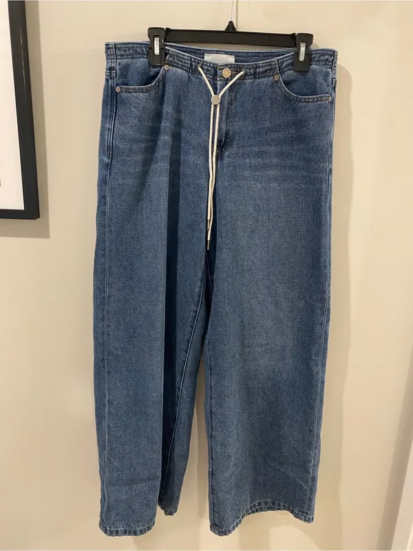 Anthropologie- Habitual Jade Drawstring Wide-Leg Jeans - Size 30/10 - Image 2
