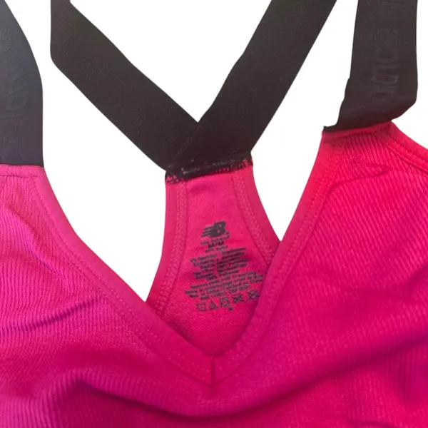 New Balance Seamless Racerback Sports Bra Pink Medium Yoga Gym Logo Flaw Top GUC - Image 7