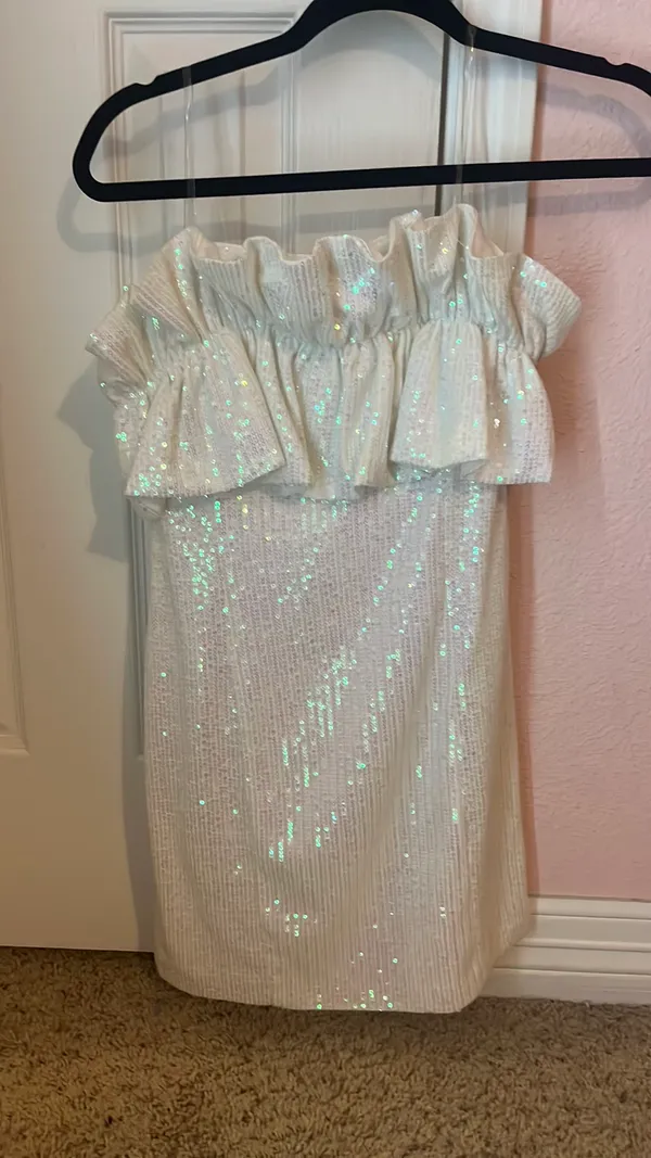 Dillard's Hoco Dress - Image 4