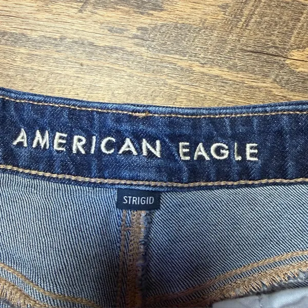 American Eagle Curvy Relaxed Denim Jean Shorts Womens 10 High Rise Strigid - Image 2