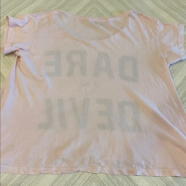 Wildfox Women’s Wide Boxy Light Pink Dare Devil Tee Size XS - Image 5