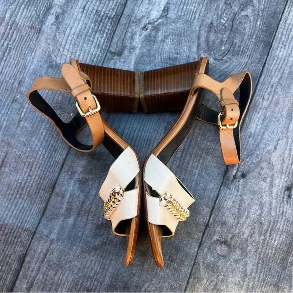 Coach phoebe chain block heels - Image 2
