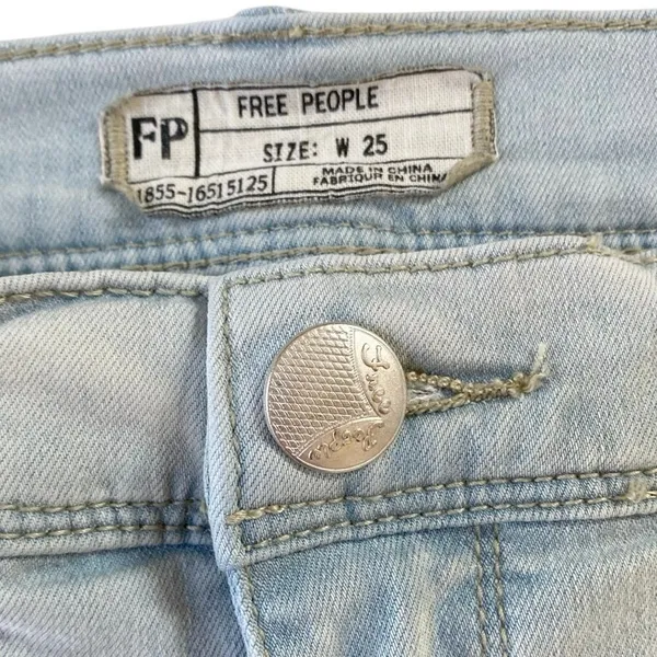 FP Movement Free People Skinny Jeans‎ Light Wash Cropped - Size 25 - Image 7
