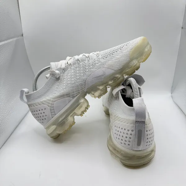 Nike Air Vapormax Flyknit 2 Triple White Vast Grey 942843-105 Women's Size 8.5 - Image 3