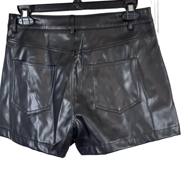 AKIRA Black PU Leather Mini Shorts Women’s Medium High Rise Y2K Clubwear Moto - Image 2
