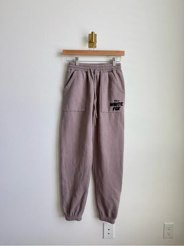 White Fox Offstage Sweatpants Moon Taupe Oversized Joggers XS Pockets Logo - Image 5