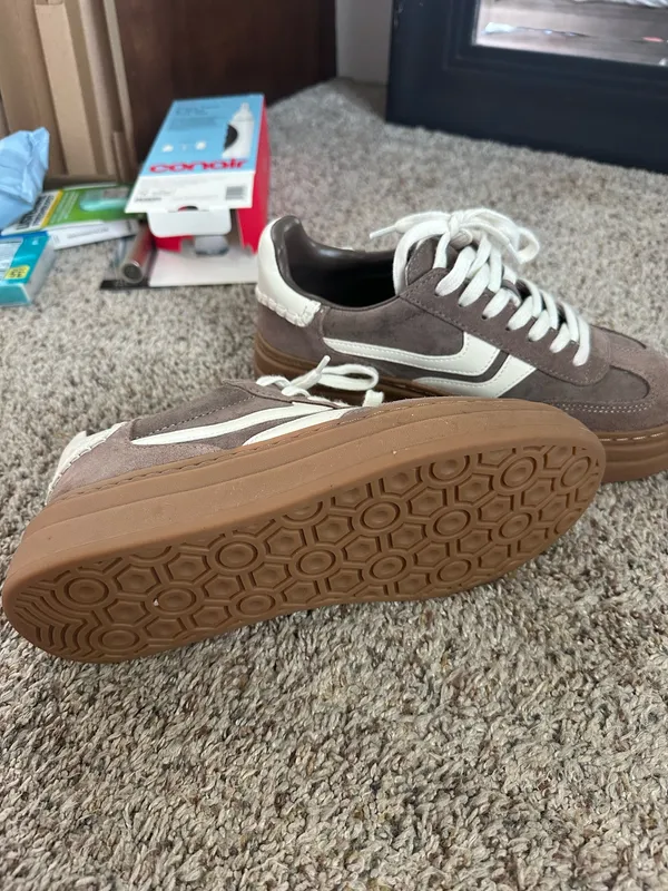 DSW shoes - Image 3