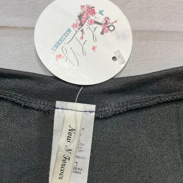 NWT - Now N Forever - Women’s Black Blouse w/ Decorative Sleeves - Size 1X - Image 7