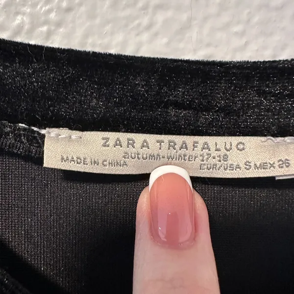 Zara Trafaluc Women's-S Velvet‎ Maxi Dress Embroidery Black BOHO - Image 2