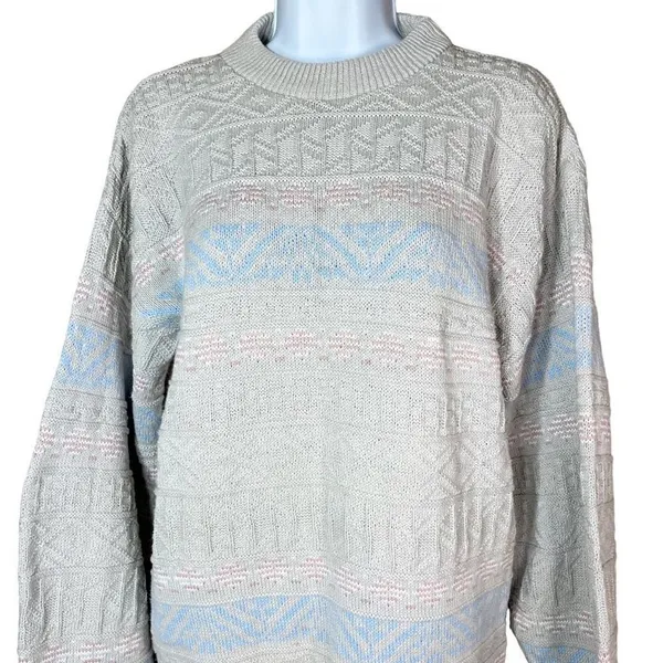 ‎Vintage Victoria Dry Goods Women’s Sweater Size Medium - Image 2
