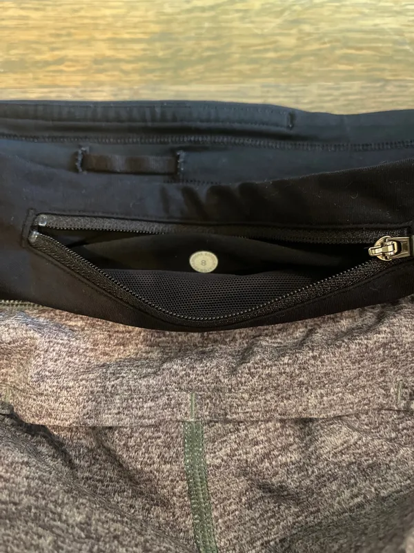 Lululemon Shorts Speed Up - Image 3