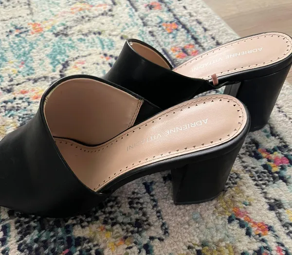 Adrienne Vittadini Black Mules - Image 4