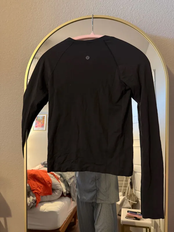 Lululemon Long Swiftly Sleeve - Image 4
