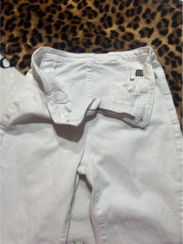 High-waisted flare jeans, size L. - Image 6