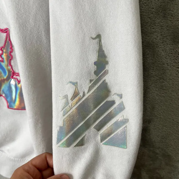 Disney Parks Cinderalla’s Castle Reflective Icon Women's‎ Sweatshirt Medium - Image 3