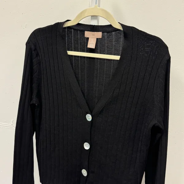 H&M Ribbed Knit V-Neck Button Front Cardigan‎ Sweater Small Black Casual - Image 3