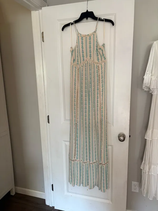 Altar’d State Maxi dress - Image 4