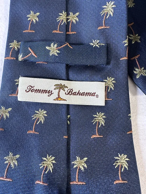 Tommy Bahama Mens Navy Blue Silk Tie Palm Tree Tropical Beach - Image 7