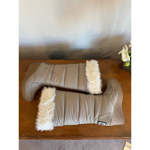 Juicy Couture Vintage Fur Trim Snow Boots Taupe 10 - Image 7
