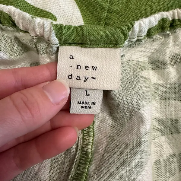 A New Day Tropical Leaf Print Halter Dress Size Large Green & White‎ - Image 2
