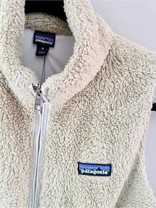 Patagonia Women’s Los Gatos Fleece Vest Cream Beige Size Medium - Image 2