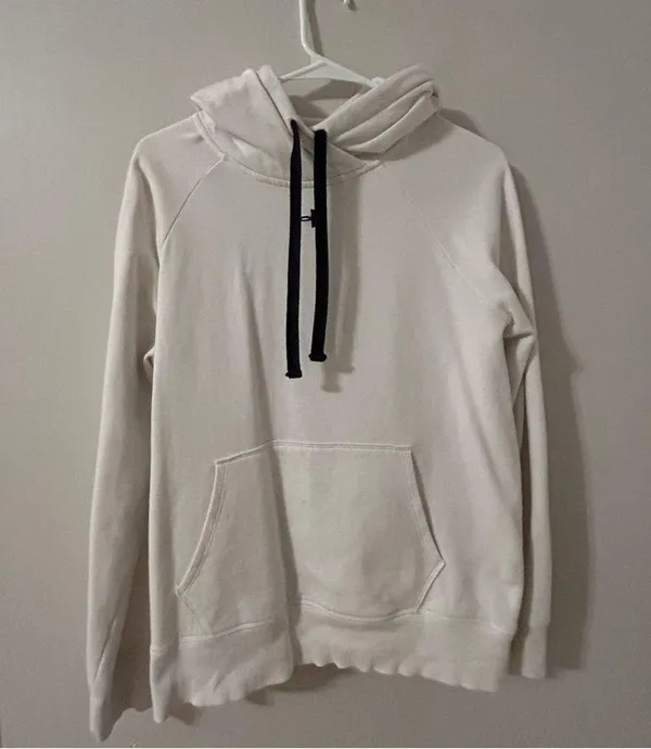 White underarmour hoodie 🤍 - Image 3