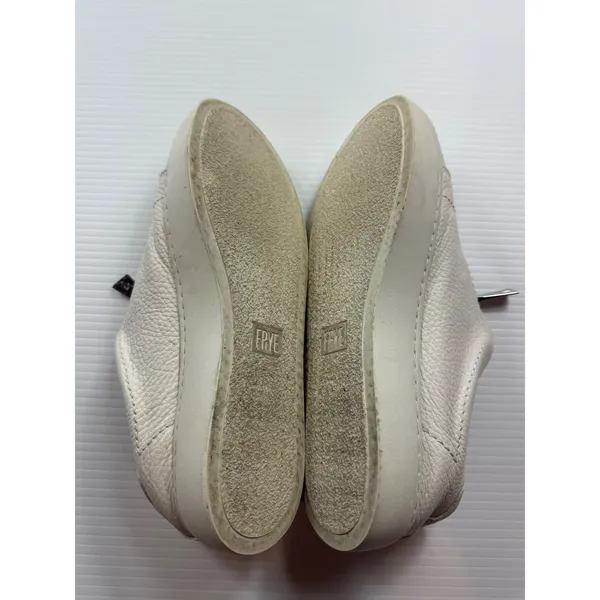 Frye Lena Zip‎ model Front Zip White Pebbled Leather Sneakers 3471320-WHT 8M - Image 5