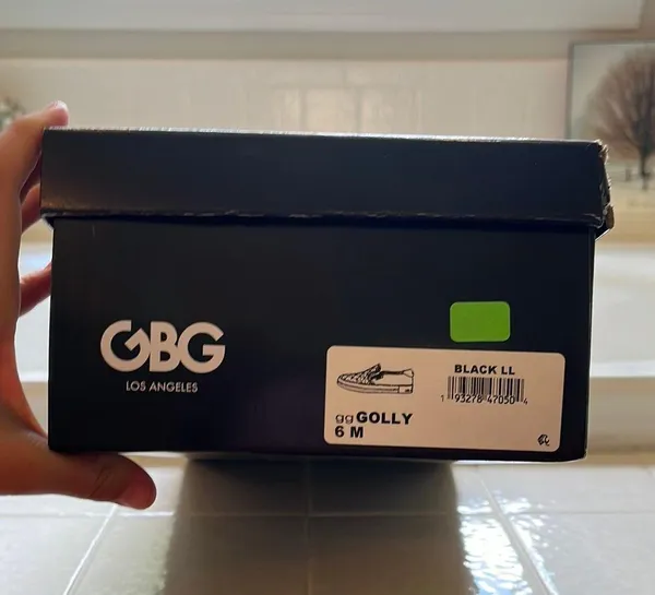 GBG slip on shoes Black Size 6 - Image 3