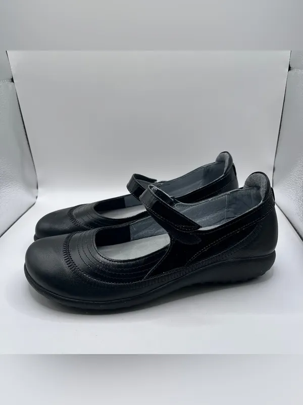 Naot Kirei Mary Jane flats size 39 US 8 black EUC - Image 4