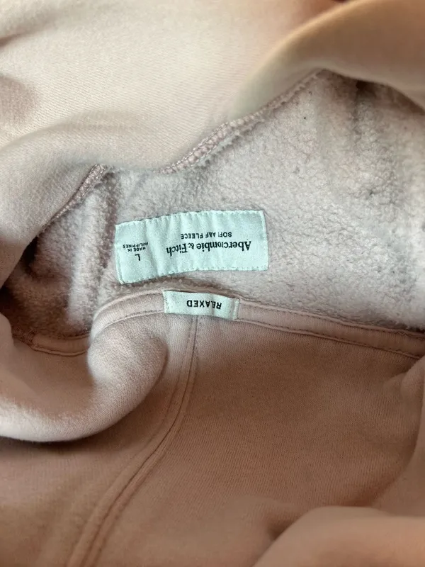 Abercrombie & Fitch Soft A&F Fleece Relaxed Hoodie in Light Pink - Image 3