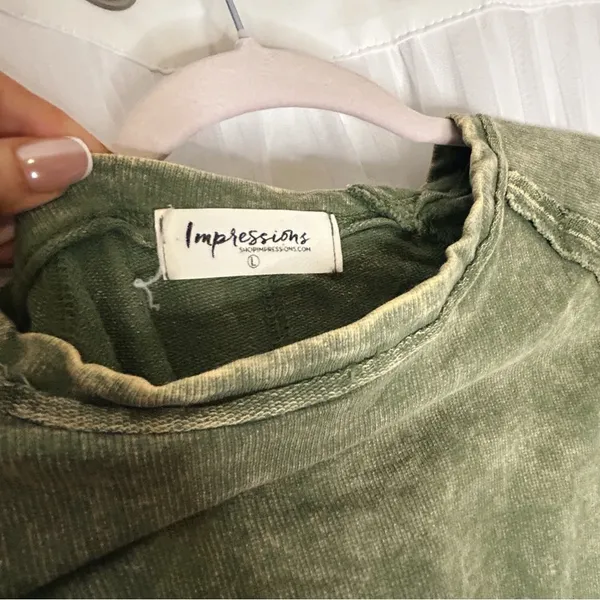Impressions Green Short Sleeve T-Shirt Casual Style - Image 3